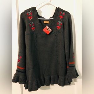 NWT Women's Square Neck Floral Sweater NWT